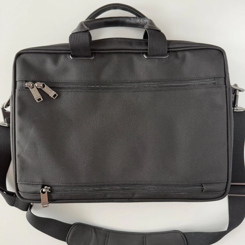 Tumi Slim Portfolio Expandable Laptop Briefcase in Black